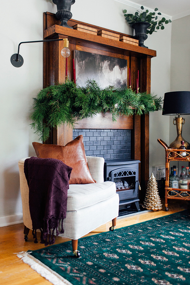 Minimalist Holiday Mantel, Christmas Mantel, Holiday Decor